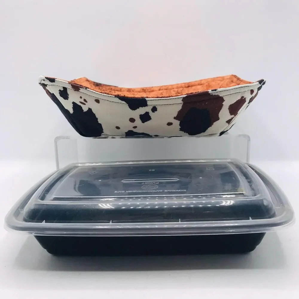 Reversible Microwave Cozie For Takeout Containers Farmhouse Cow Hide Print